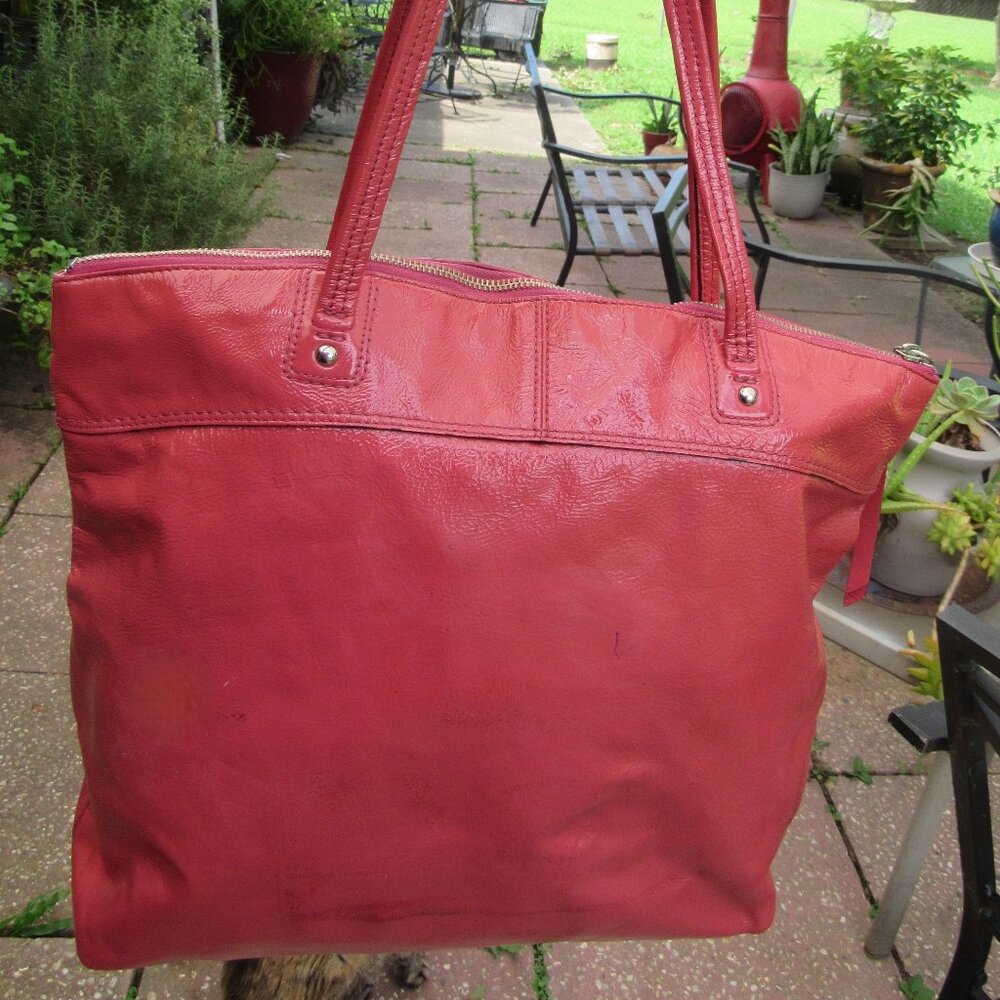 Red Leather Tote Bag with Embossed Logo Detail (FREE BEAUTY GIFT INCLUDED) - Picture 9 of 13